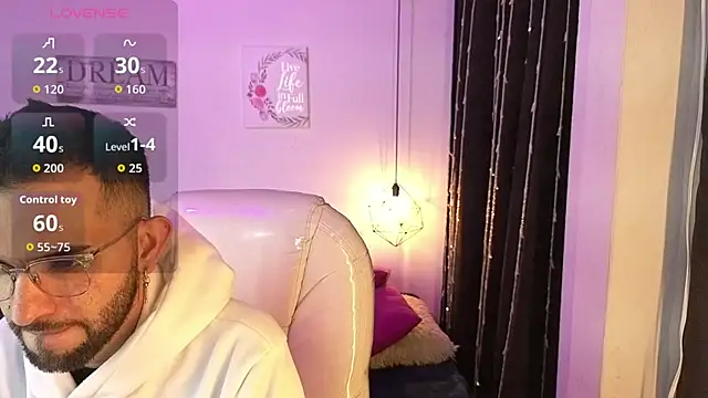 annie and ryan online show from February 28, 2026, 4:13 am