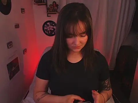 sara cuteeyes online show from April 1, 2026, 5:30 am