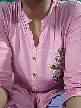 teena-11 online show from May 17, 2026, 2:13 pm