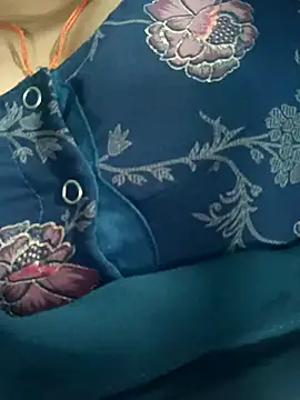 teena-11 online show from June 14, 2026, 8:38 am