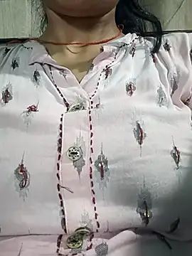 teena-11 online show from August 5, 2026, 1:36 pm
