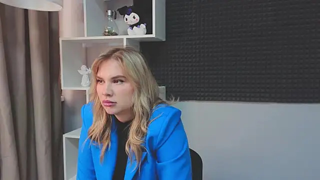 SirenEclip online show from April 11, 2026, 10:19 am