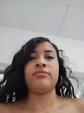 DAFNNEE HOT online show from July 14, 2026, 2:56 pm