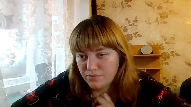 swett girll online show from December 14, 2025, 11:26 am