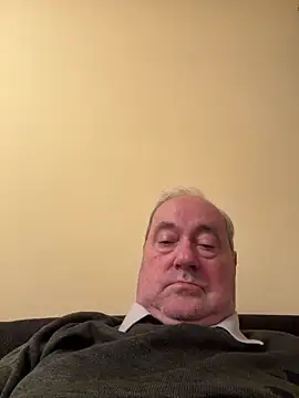 Snapshot of csikar chatting on April 29, 2026, 8:48 pm csikar online show from April 29, 2026, 8:48 pm