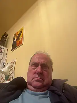 Snapshot of csikar chatting on May 6, 2026, 9:09 pm csikar online show from May 6, 2026, 9:09 pm