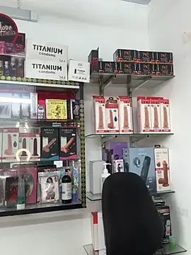 lunaluxury22 online show from March 27, 2026, 3:12 pm