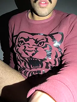 twinkarabboy online show from January 14, 2026, 2:33 pm