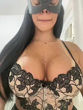 Snapshot of Anna2026_ chatting on February 9, 2026, 11:47 am Anna2026 online show from February 9, 2026, 11:47 am