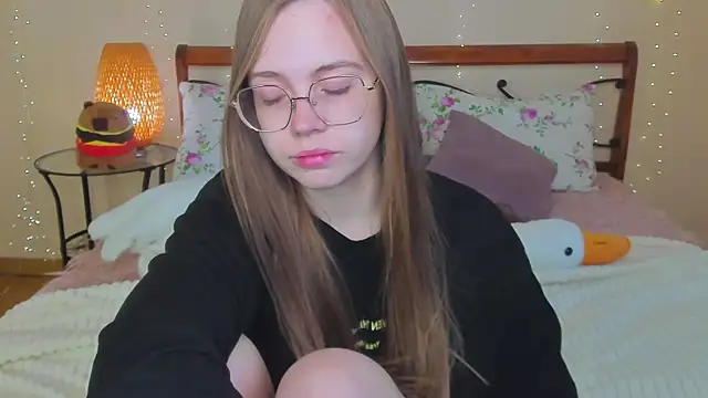 Snapshot of miya_soft chatting on June 22, 2026, 1:40 am miya soft online show from June 22, 2026, 1:40 am