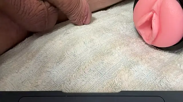 Mr Perfectttt online show from December 17, 2025, 9:48 am