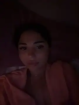 SilkyMira online show from May 12, 2026, 6:27 pm