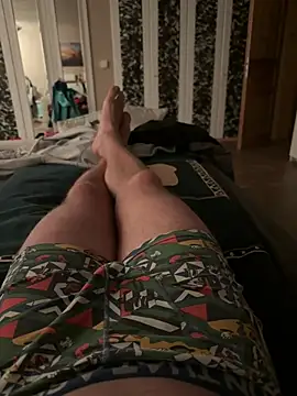 Manu1983el01 online show from March 19, 2026, 6:45 pm