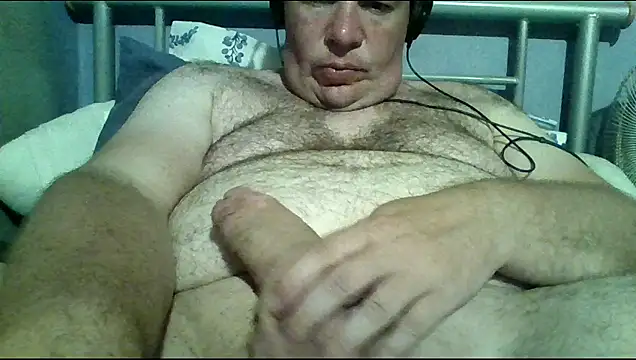 Snapshot of mrhardcock12 chatting on July 15, 2026, 8:25 pm mrhardcock12 online show from July 15, 2026, 8:25 pm