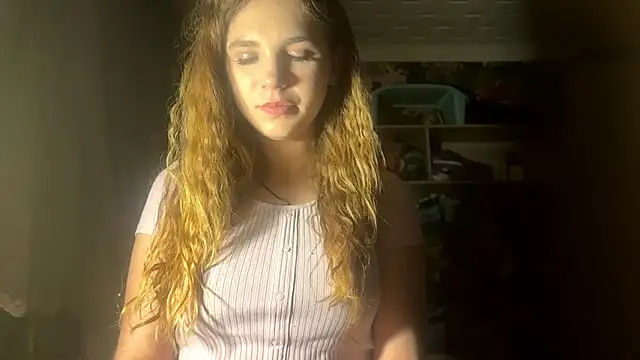 DiedraGlackin online show from March 6, 2026, 9:44 pm