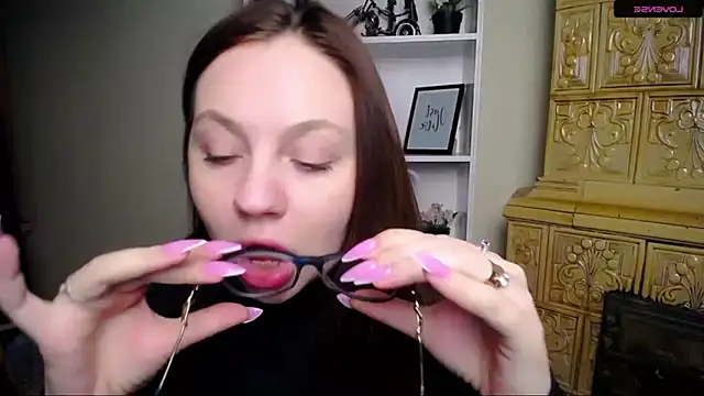 LiliaErmi online show from January 10, 2026, 5:53 am