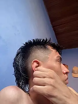 Snapshot of Juan_Gomezz26 chatting on February 10, 2026, 10:14 pm Juan Gomezz26 online show from February 10, 2026, 10:14 pm