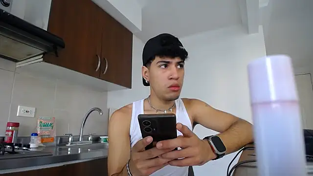 Snapshot of black_men9 chatting on March 10, 2026, 12:21 pm black men9 online show from March 10, 2026, 12:21 pm