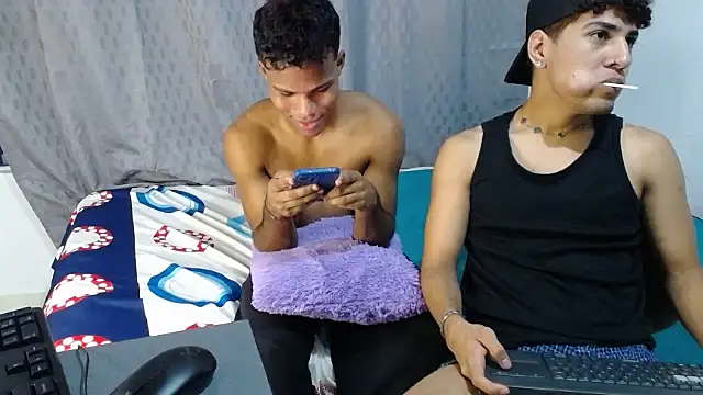 Snapshot of black_men9 chatting on April 7, 2026, 11:15 pm black men9 online show from April 7, 2026, 11:15 pm