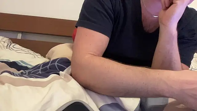 DereineGx online show from December 18, 2025, 8:48 pm