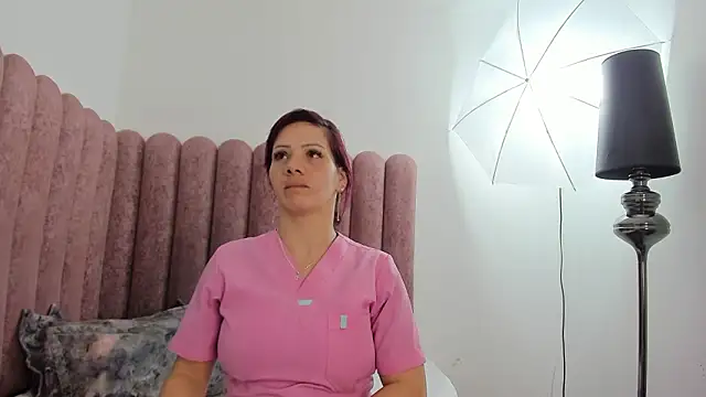 Scarlett  Noir online show from March 13, 2026, 8:37 pm