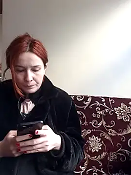 Atwsliiikizilll online show from April 14, 2026, 5:35 am