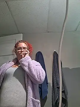 Goddessalizeee online show from December 18, 2025, 6:36 pm