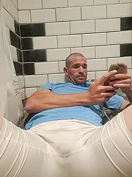 Snapshot of Good1Good4 chatting on March 17, 2026, 12:04 am Good1Good4 online show from March 17, 2026, 12:04 am