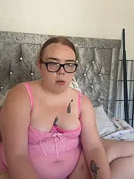 AnnieAinsx online show from July 12, 2026, 4:31 pm