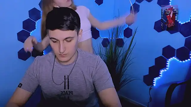 Snapshot of beauty_liam chatting on March 8, 2026, 8:01 pm beauty liam online show from March 8, 2026, 8:01 pm