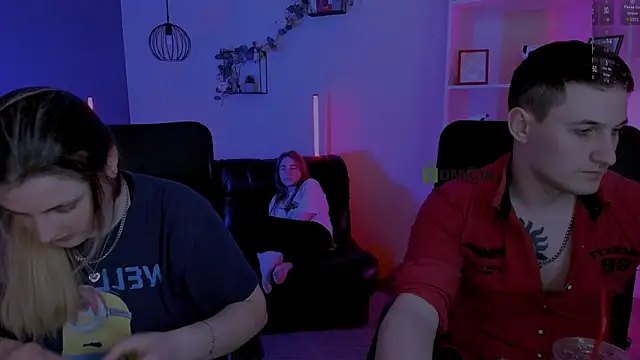 Snapshot of beauty_liam chatting on April 16, 2026, 2:23 am beauty liam online show from April 16, 2026, 2:23 am