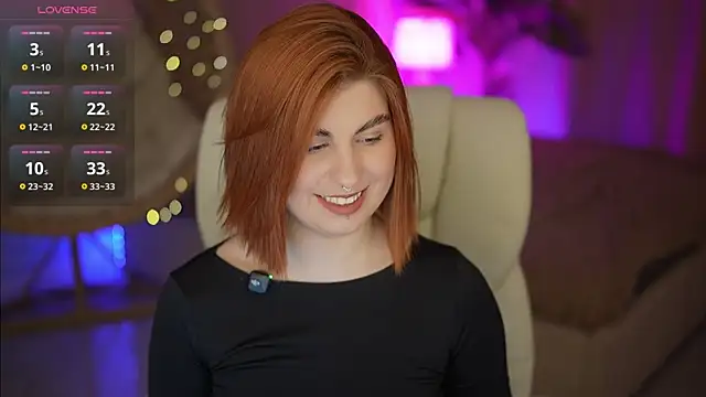 GingerPinky online show from April 17, 2026, 7:06 pm