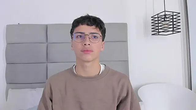 JoshClaarktt online show from February 8, 2026, 3:43 am