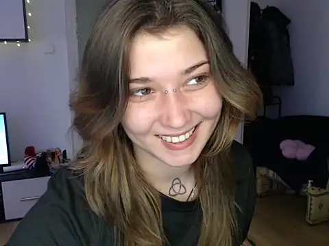 AlienforTwenty online show from December 17, 2025, 9:04 am