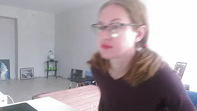 Snapshot of Alice_newhome chatting on August 5, 2026, 7:55 am Alice newhome online show from August 5, 2026, 7:55 am