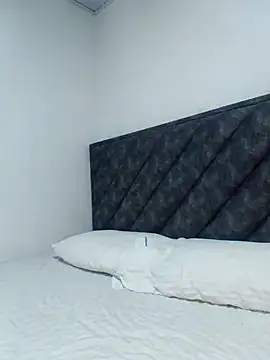 Snapshot of MMia_18 chatting on February 26, 2026, 9:30 am MMia 18 online show from February 26, 2026, 9:30 am