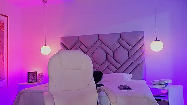 Milan Corleone online show from December 15, 2025, 11:58 am