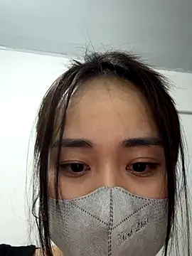 NinaBaby22 online show from December 18, 2025, 7:31 pm