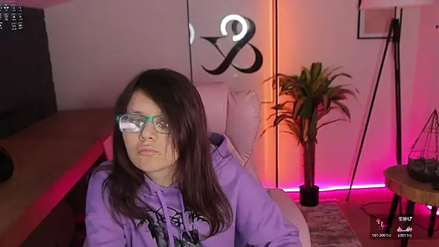 Snapshot of Ariell_Mini chatting on February 26, 2026, 7:13 pm Ariell Mini online show from February 26, 2026, 7:13 pm