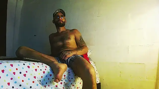 Alex Flame  online show from May 8, 2026, 9:20 pm