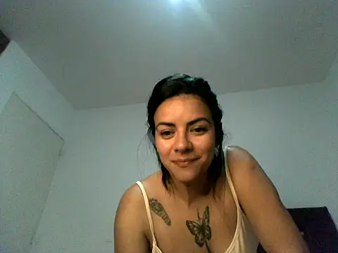 luluclark69 online show from March 6, 2026, 2:19 am