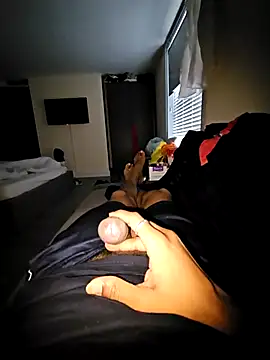 Gnax1 online show from January 19, 2026, 9:24 am