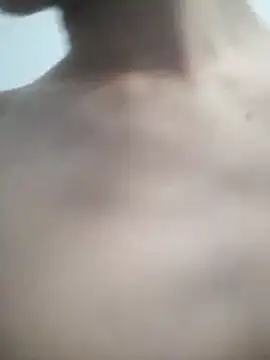 MSleepyyyy online show from April 1, 2026, 4:02 am