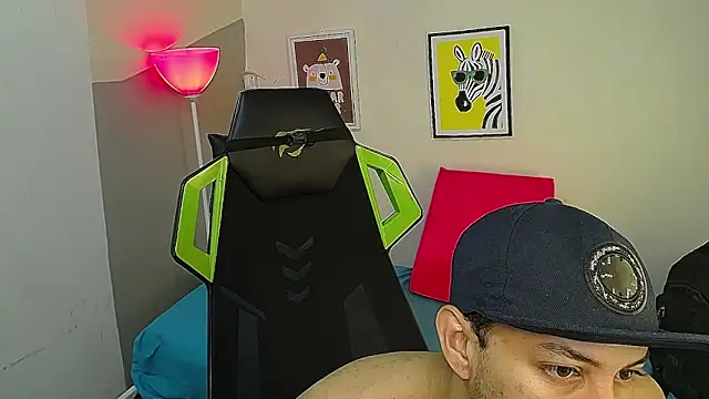 Luky twink online show from December 15, 2025, 9:19 pm