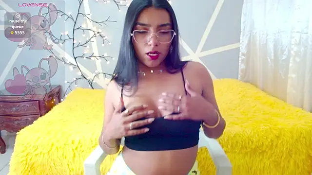 valkydoll2 online show from January 10, 2026, 2:46 am