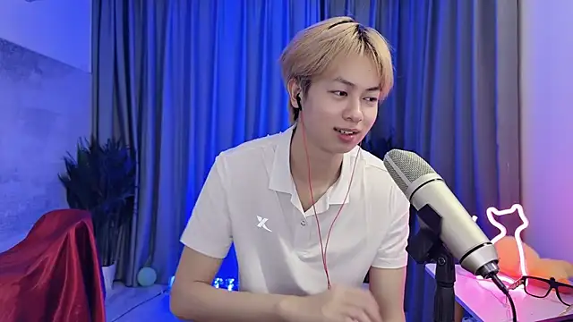 Snapshot of hafabva chatting on April 12, 2026, 1:49 pm hafabva online show from April 12, 2026, 1:49 pm