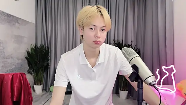 Snapshot of hafabva chatting on April 13, 2026, 1:55 am hafabva online show from April 13, 2026, 1:55 am