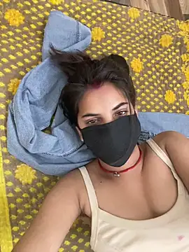 Pooja Love143 online show from April 5, 2026, 7:44 pm