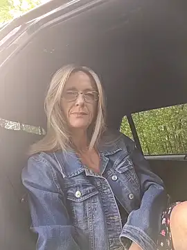 Sacha Scorp online show from April 10, 2026, 9:25 am