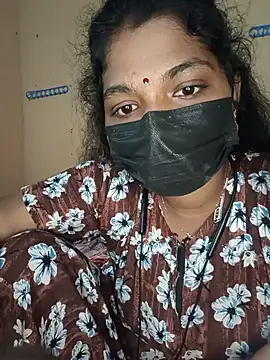 Snapshot of tamilsaisree chatting on June 19, 2026, 5:45 am tamilsaisree online show from June 19, 2026, 5:45 am